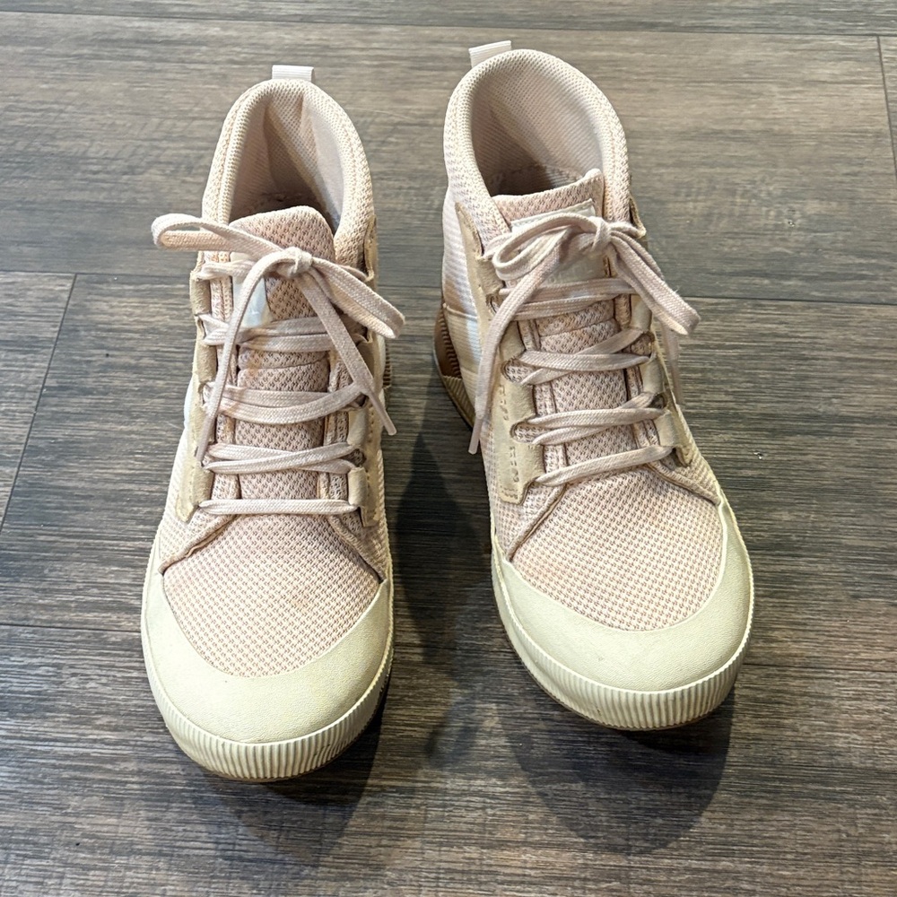 Sorel Women's Beige High-Top Sneakers